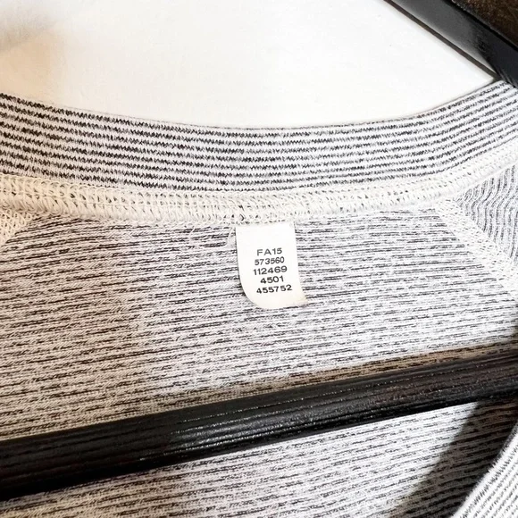 Lucy Activewear Top Short Sleeve Tee Shirt Striped Scrunchie - Picture 2 of 5